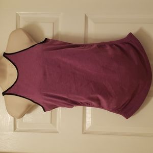 Lululemon tank 6 / 8